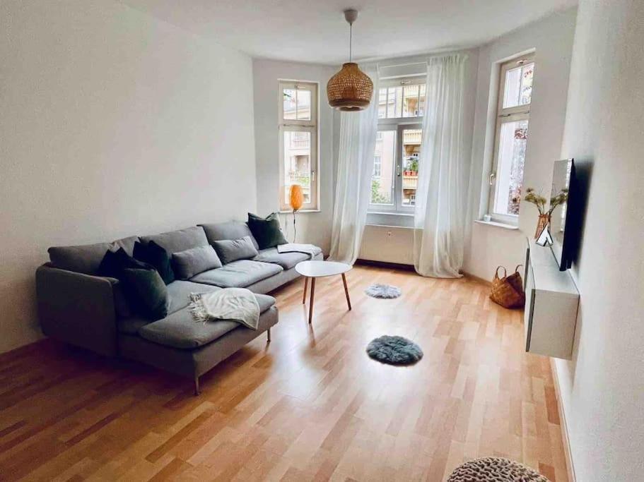 Ein Gemuetlicher Platz Im Gruenderzeitviertel 켐니츠 외부 사진